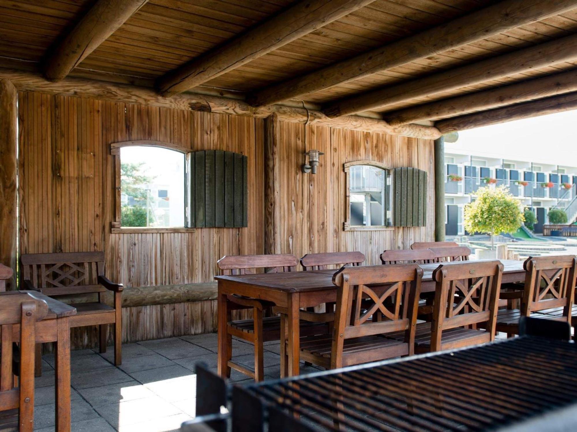 8 Person Holiday Home On A Holiday Park In Glesborg エクステリア 写真